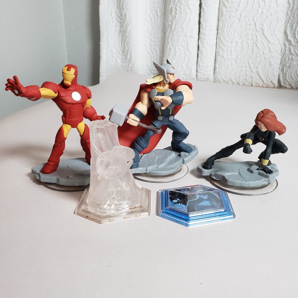 Disney Infinity Marvel Super Heroes‎ 2.0 Edition Starter Pack Plus Power Disc